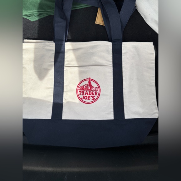 Trader Joe's Large White and Green Tote Bag 1x order - Picture 2 of 2